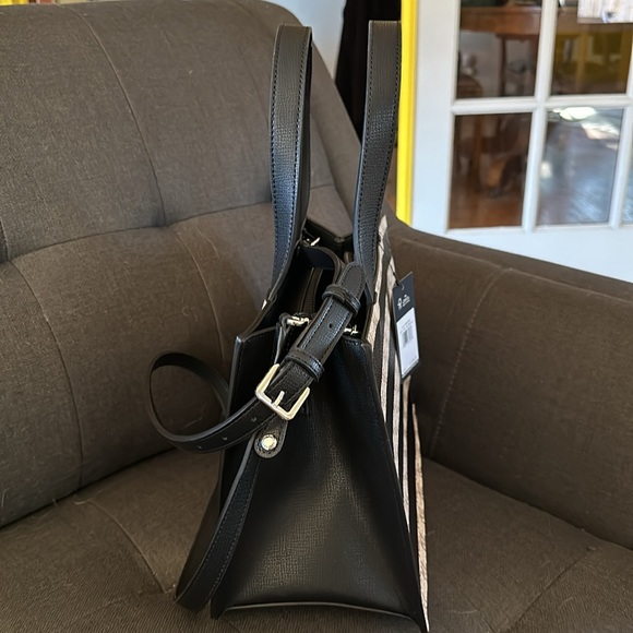 Karl Lagerfeld Paris Small Tote w/Crossbody/Shoulder Strap - Picture 3 of 12